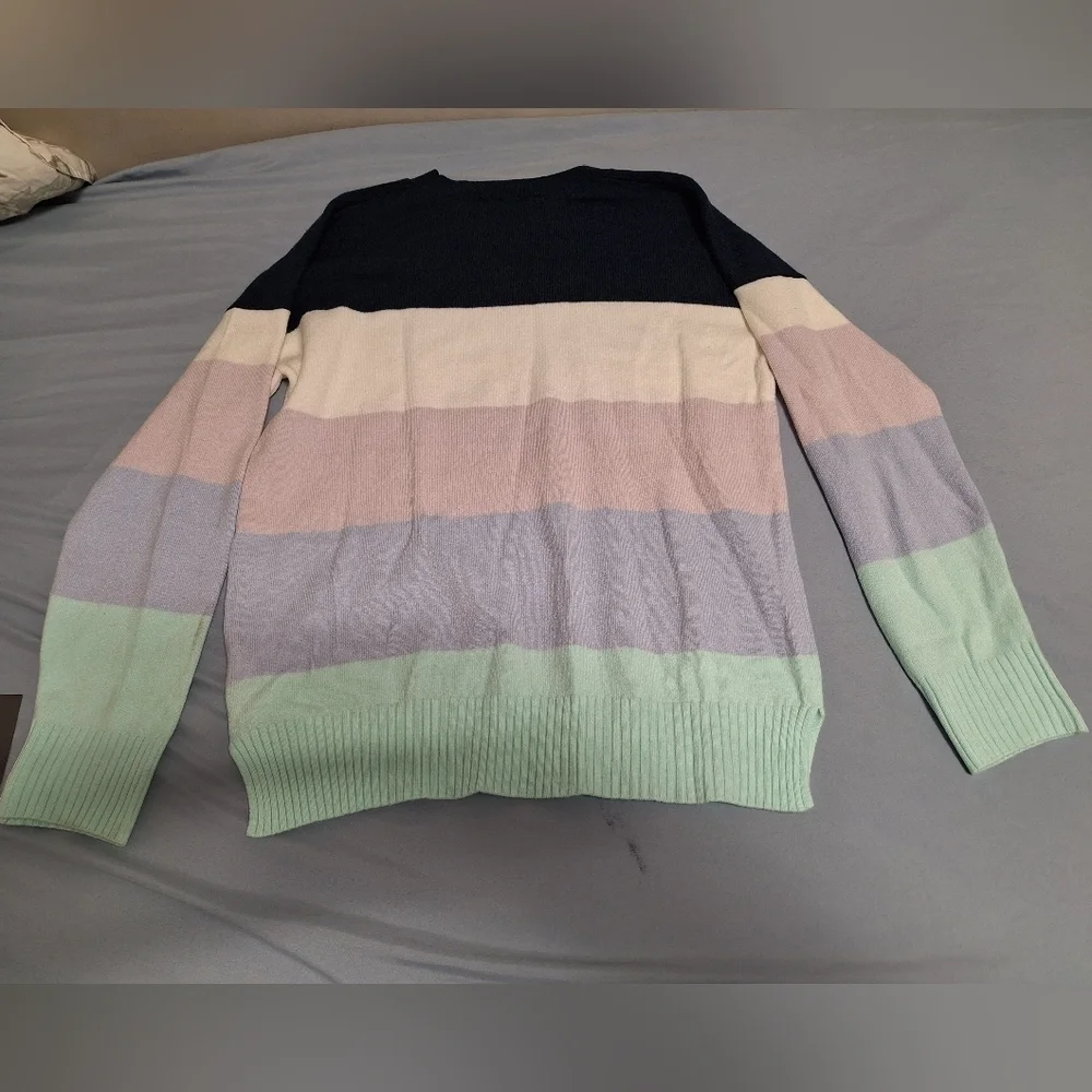 A French Connection large striped womens crew neck medium sweater.